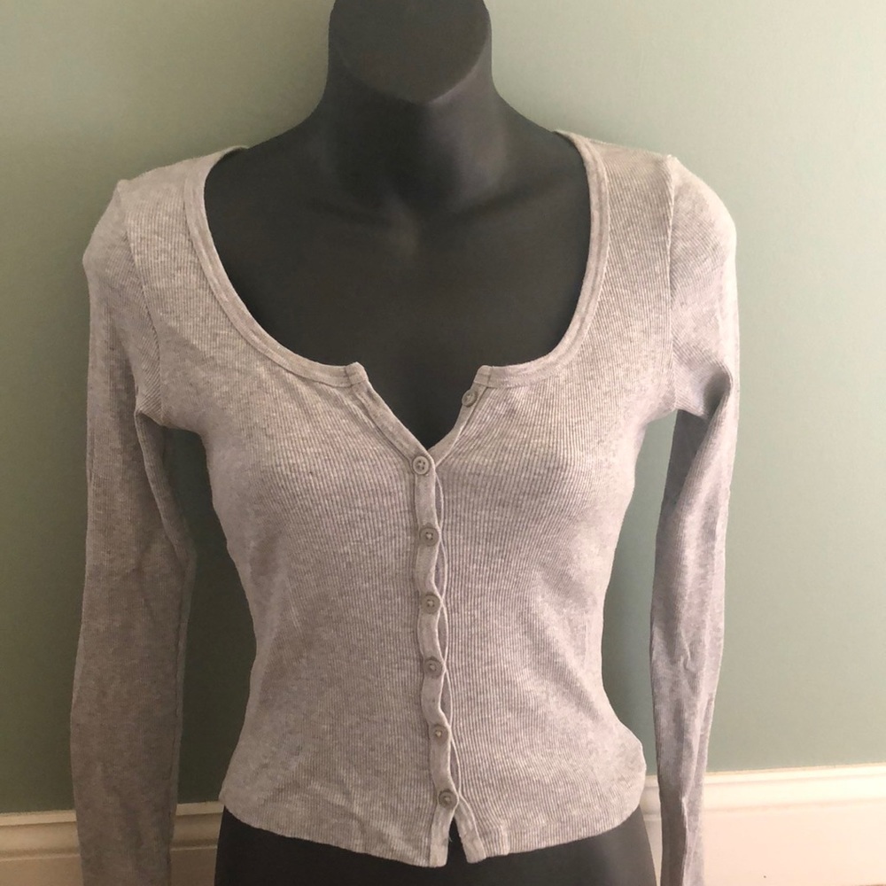 Long sleeve grey Brandy Melville top
